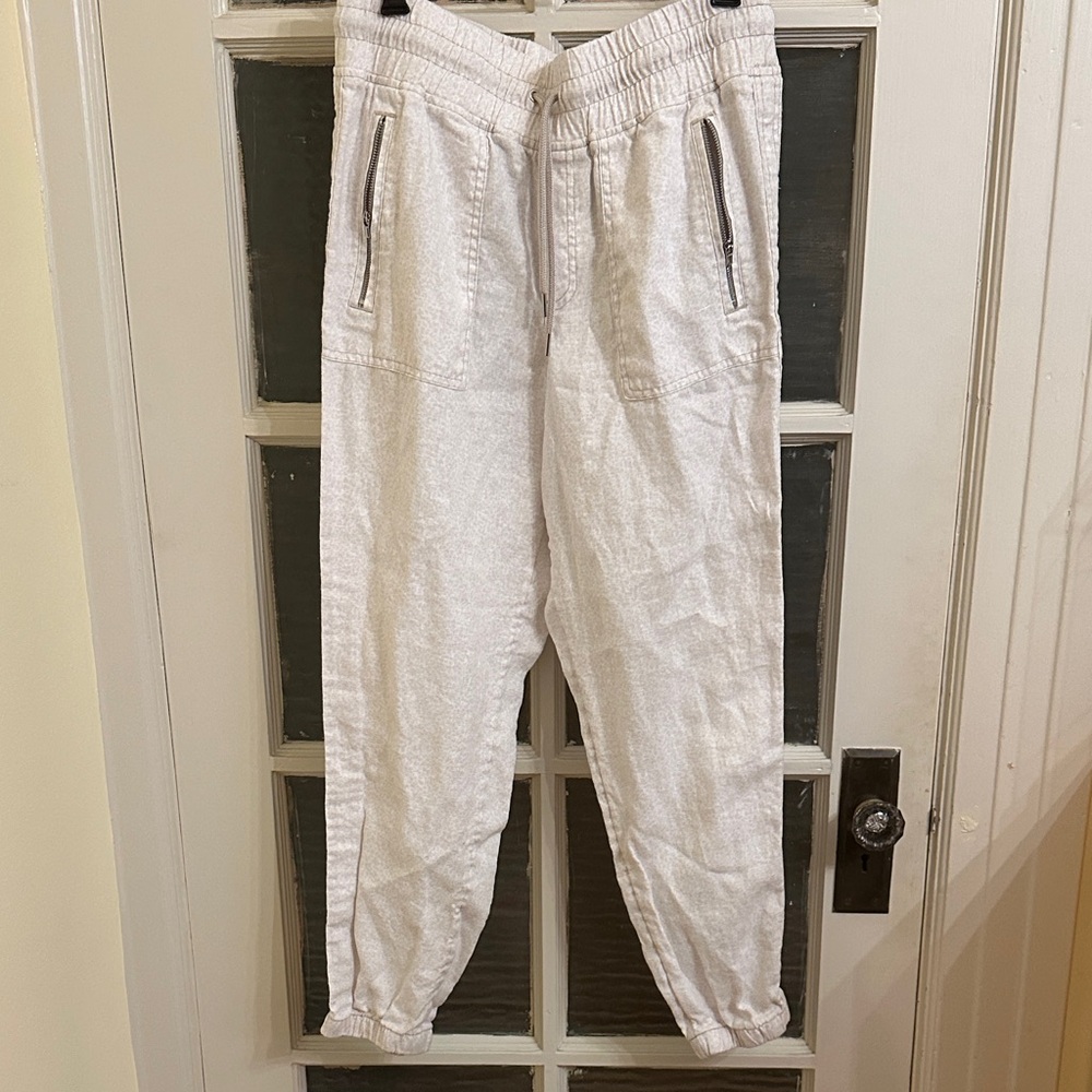 Athleta Women’s 100% Linen Light Patterned Joggers